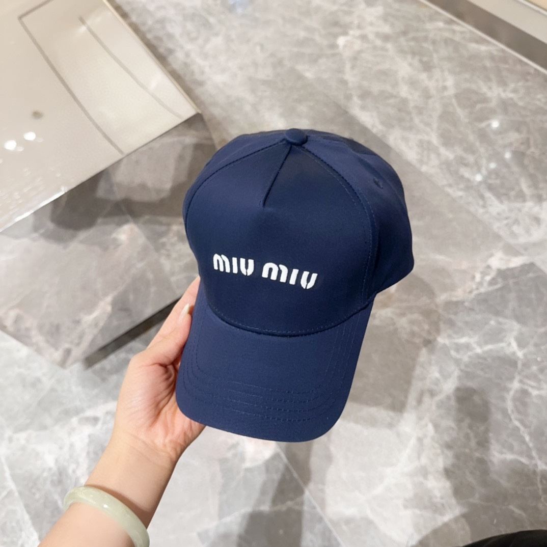 Miu Miu Caps